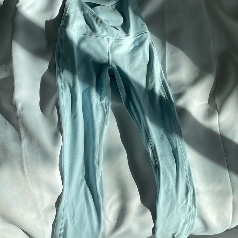 Lululemon align leggings (25”) icing blue